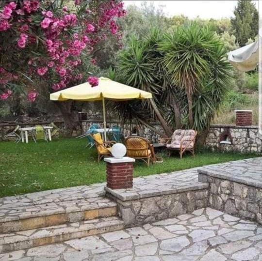 Guesthouse Emi Lygia  Ngoại thất bức ảnh